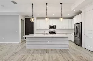 1010 Crosswind Ave, Sarasota, FL 34240 - Photo 10