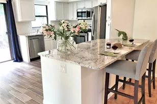 1664 Starling Dr, Sarasota, FL 34231 - Photo 2