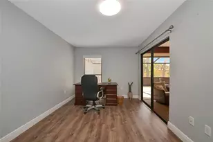 4689 Oak Forest Dr E, Sarasota, FL 34231 - Photo 18