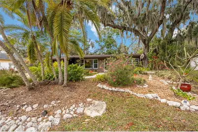 5237 Ventura Avenue, Sarasota, FL 34235 - Photo 2