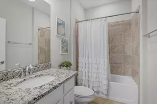 10209 Fiddlewood Dr, Venice, FL 34293 - Photo 16