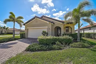 10209 Fiddlewood Dr, Venice, FL 34293 - Photo 1