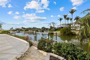 1749 Sandalwood Dr, Sarasota, FL 34231 - Photo 26
