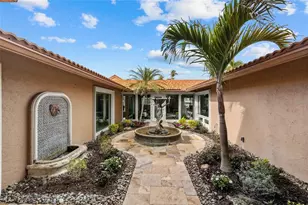 1749 Sandalwood Dr, Sarasota, FL 34231 - Photo 6