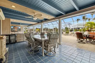 1749 Sandalwood Dr, Sarasota, FL 34231 - Photo 42