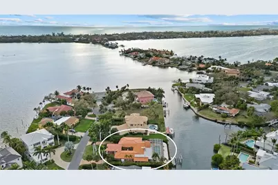 1749 Sandalwood Drive, Sarasota, FL 34231 - Photo 2