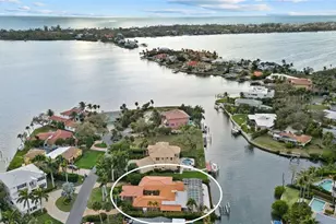 1749 Sandalwood Dr, Sarasota, FL 34231 - Photo 2
