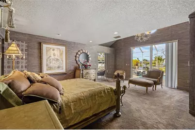 1749 Sandalwood Drive, Sarasota, FL 34231 - Photo 22