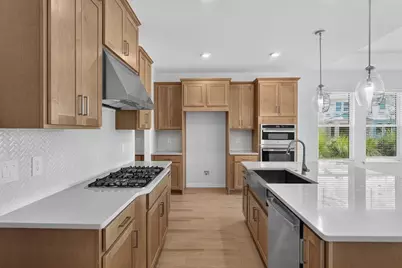 10839 Eclipse Street, Sarasota, FL 34241 - Photo 6