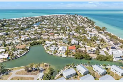 155 Crescent Drive, Anna Maria, FL 34216 - Photo 6