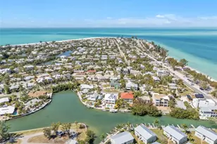 155 Crescent Dr, Anna Maria, FL 34216 - Photo 6