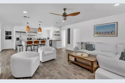 155 Crescent Drive, Anna Maria, FL 34216 - Photo 16