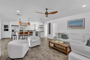 155 Crescent Dr, Anna Maria, FL 34216 - Photo 16