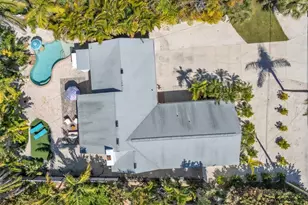 155 Crescent Dr, Anna Maria, FL 34216 - Photo 4