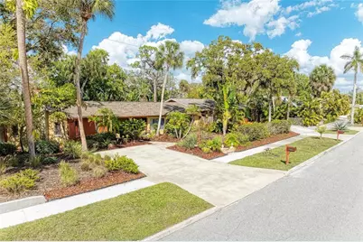 941 Virginia Drive, Sarasota, FL 34234 - Photo 1