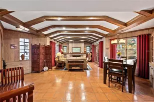 941 Virginia Dr, Sarasota, FL 34234 - Photo 8