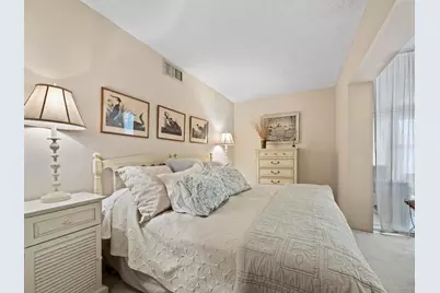 5055 Gulf Of Mexico Drive #421, Longboat Key, FL 34228 - Photo 14