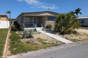 107 48th Ave Dr W, Bradenton, FL 34207 - Photo 2