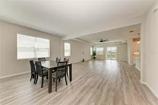 3519 74th Ave Cir E, Sarasota, FL 34243 - Photo 6