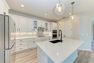 3519 74th Ave Cir E, Sarasota, FL 34243 - Photo 16