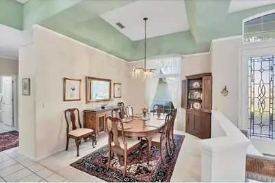 8684 Woodbriar Drive, Sarasota, FL 34238 - Photo 10