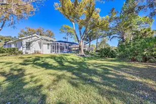 8684 Woodbriar Dr, Sarasota, FL 34238 - Photo 32