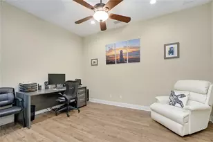 12235 Thornhill Ct, Lakewood Ranch, FL 34202 - Photo 14