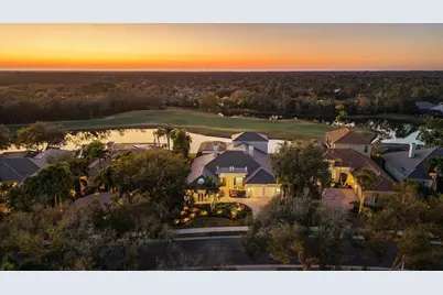 7520 Greystone Street, Lakewood Ranch, FL 34202 - Photo 2