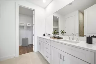 5854 Windbreak Ct, Apollo Beach, FL 33572 - Photo 16