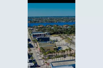 11 N Hollywood Avenue, Daytona Beach, FL 32118 - Photo 2