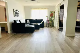 5061 Barrington Cir, Sarasota, FL 34234 - Photo 14