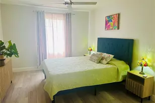 5061 Barrington Cir, Sarasota, FL 34234 - Photo 20