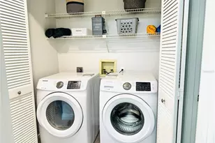 5061 Barrington Cir, Sarasota, FL 34234 - Photo 18