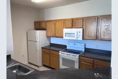 4802 51st Street W #311, Bradenton, FL 34210 - Photo 6