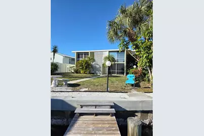 10215 Manatee Avenue W #1, Bradenton, FL 34209 - Photo 1