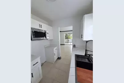 10215 Manatee Avenue W #1, Bradenton, FL 34209 - Photo 16
