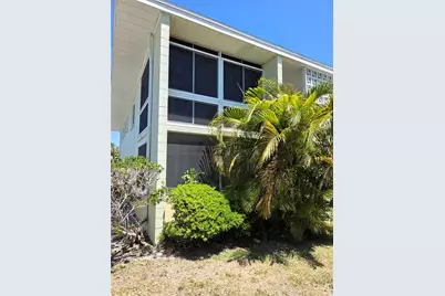 10215 Manatee Avenue W #1, Bradenton, FL 34209 - Photo 4