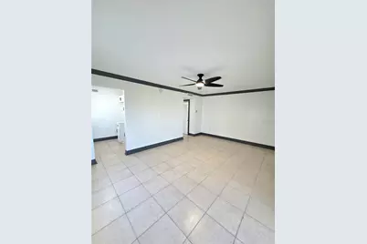 10215 Manatee Avenue W #1, Bradenton, FL 34209 - Photo 14