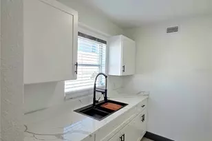 10215 Manatee Ave W, Bradenton, FL 34209 - Photo 18
