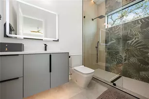 2314 Prospect St, Sarasota, FL 34239 - Photo 18