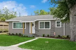 1813 5th St W, Palmetto, FL 34221 - Photo 1