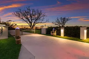 208 22nd Street Ct NE, Bradenton, FL 34208 - Photo 2