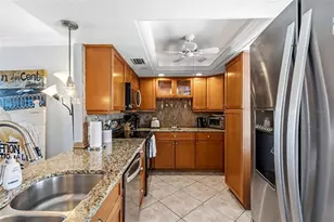 6300 Midnight Pass Rd, Sarasota, FL 34242 - Photo 6