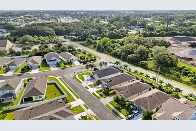 3926 Sunshine Pine Avenue, Bradenton, FL 34203 - Photo 58