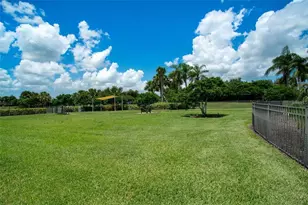 5009 Lake Overlook Ave, Bradenton, FL 34208 - Photo 54
