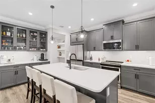 19298 Blue Pond Dr, Lutz, FL 33558 - Photo 8