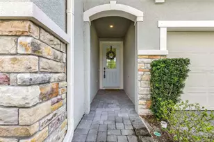 19298 Blue Pond Dr, Lutz, FL 33558 - Photo 4