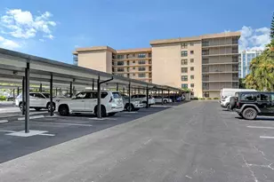 1001 Benjamin Franklin Dr, Sarasota, FL 34236 - Photo 10