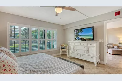 1001 Benjamin Franklin Drive #110, Sarasota, FL 34236 - Photo 24