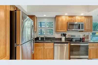 1001 Benjamin Franklin Drive #110, Sarasota, FL 34236 - Photo 2